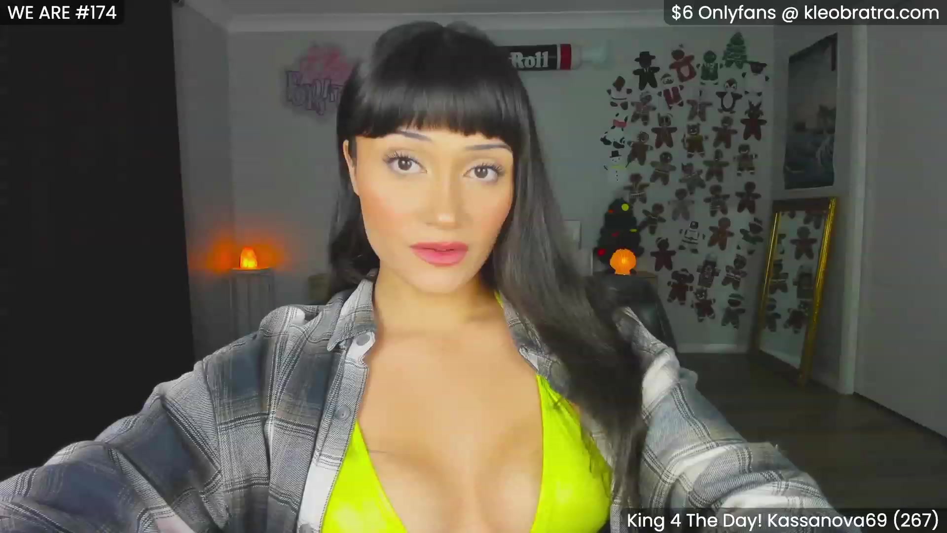 Gallery image thumbnail from KleoBratra's myfreecams stream on, 12/25/2023, 06:45 image 6 of 20