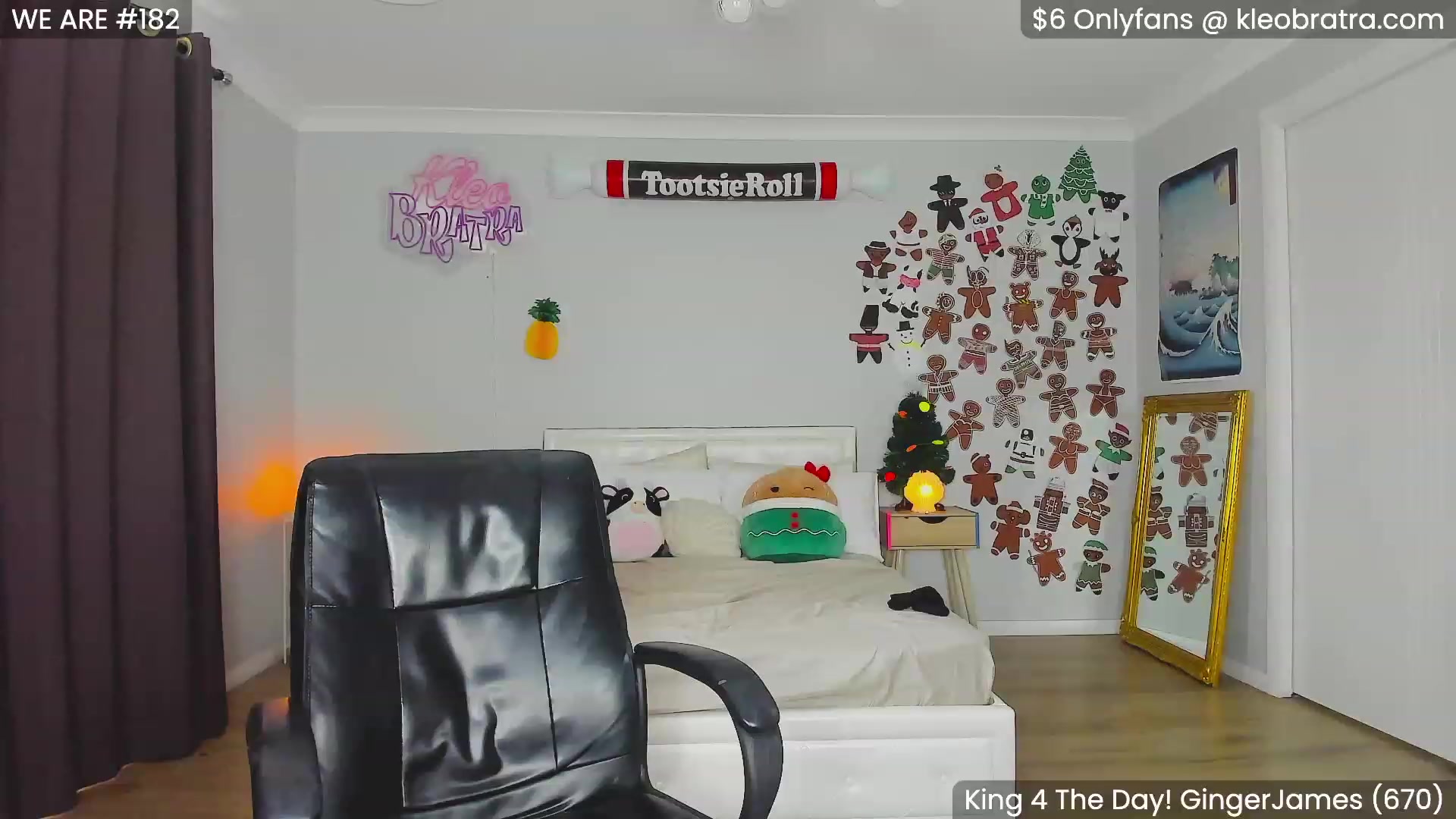 Gallery image thumbnail from KleoBratra's myfreecams stream on, 12/27/2023, 06:23 image 8 of 20