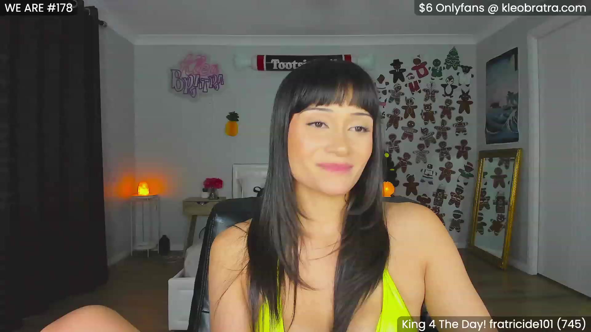 Gallery image thumbnail from KleoBratra's myfreecams stream on, 12/27/2023, 07:19 image 5 of 20