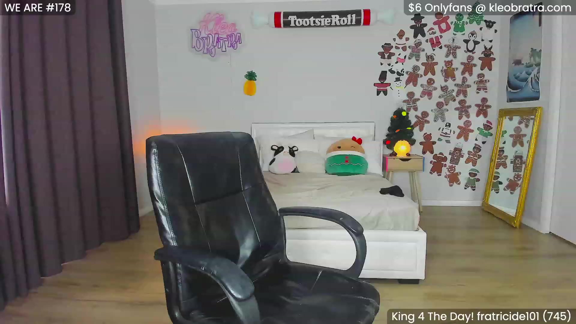 Gallery image thumbnail from KleoBratra's myfreecams stream on, 12/27/2023, 07:19 image 15 of 20