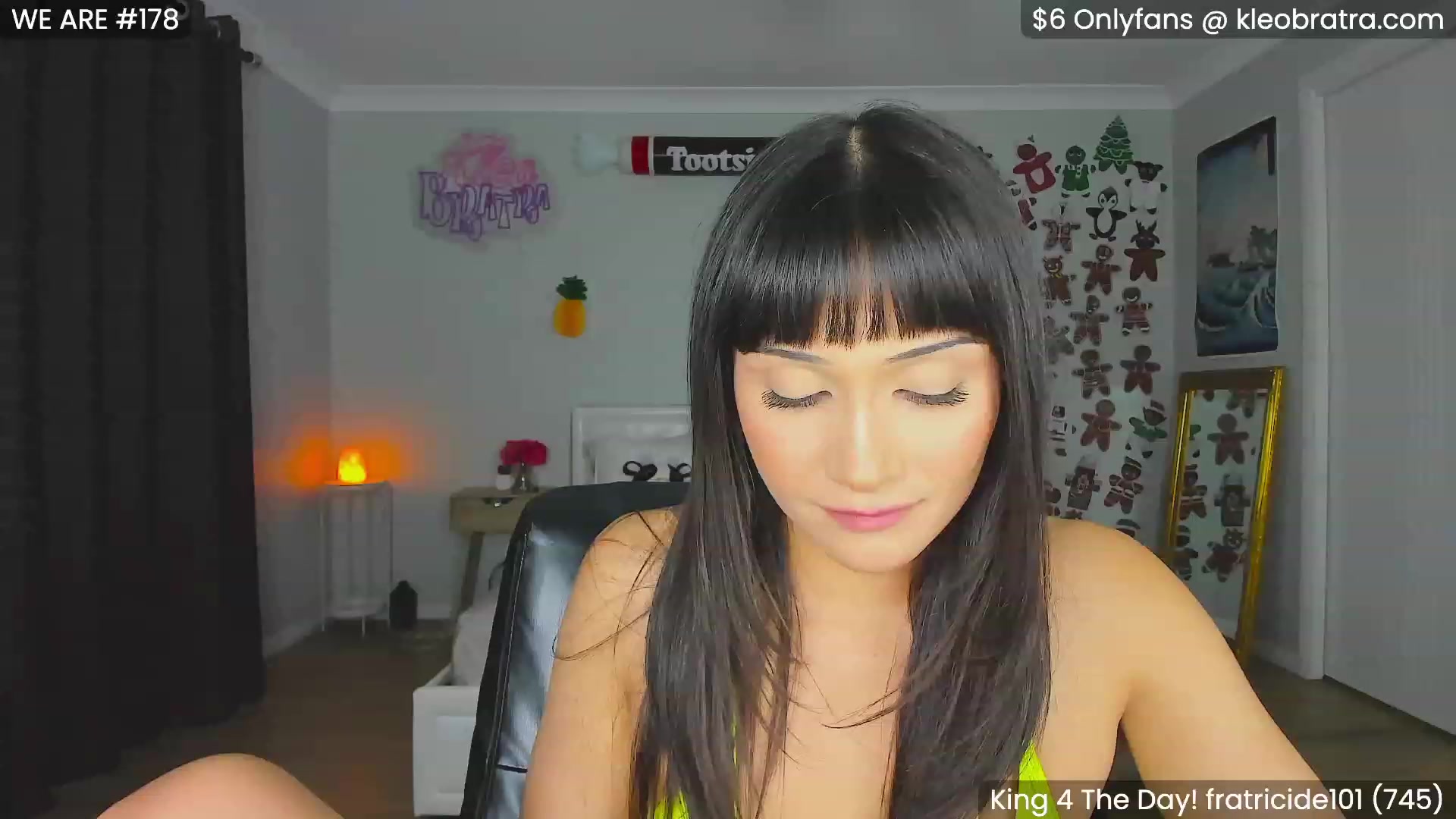 Gallery image thumbnail from KleoBratra's myfreecams stream on, 12/27/2023, 07:19 image 4 of 20
