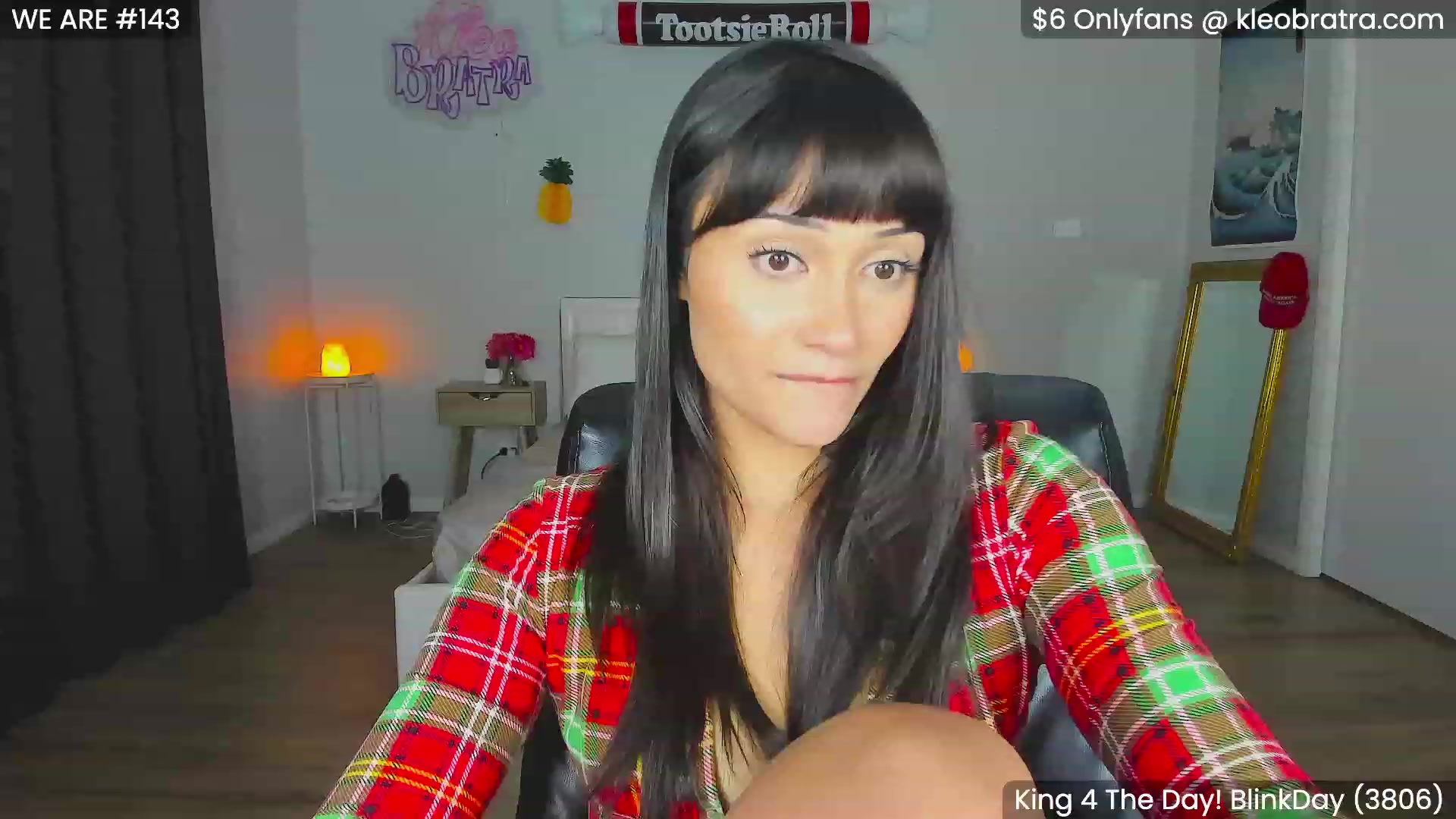 Gallery image thumbnail from KleoBratra's myfreecams stream on, 12/28/2023, 15:44 image 15 of 20