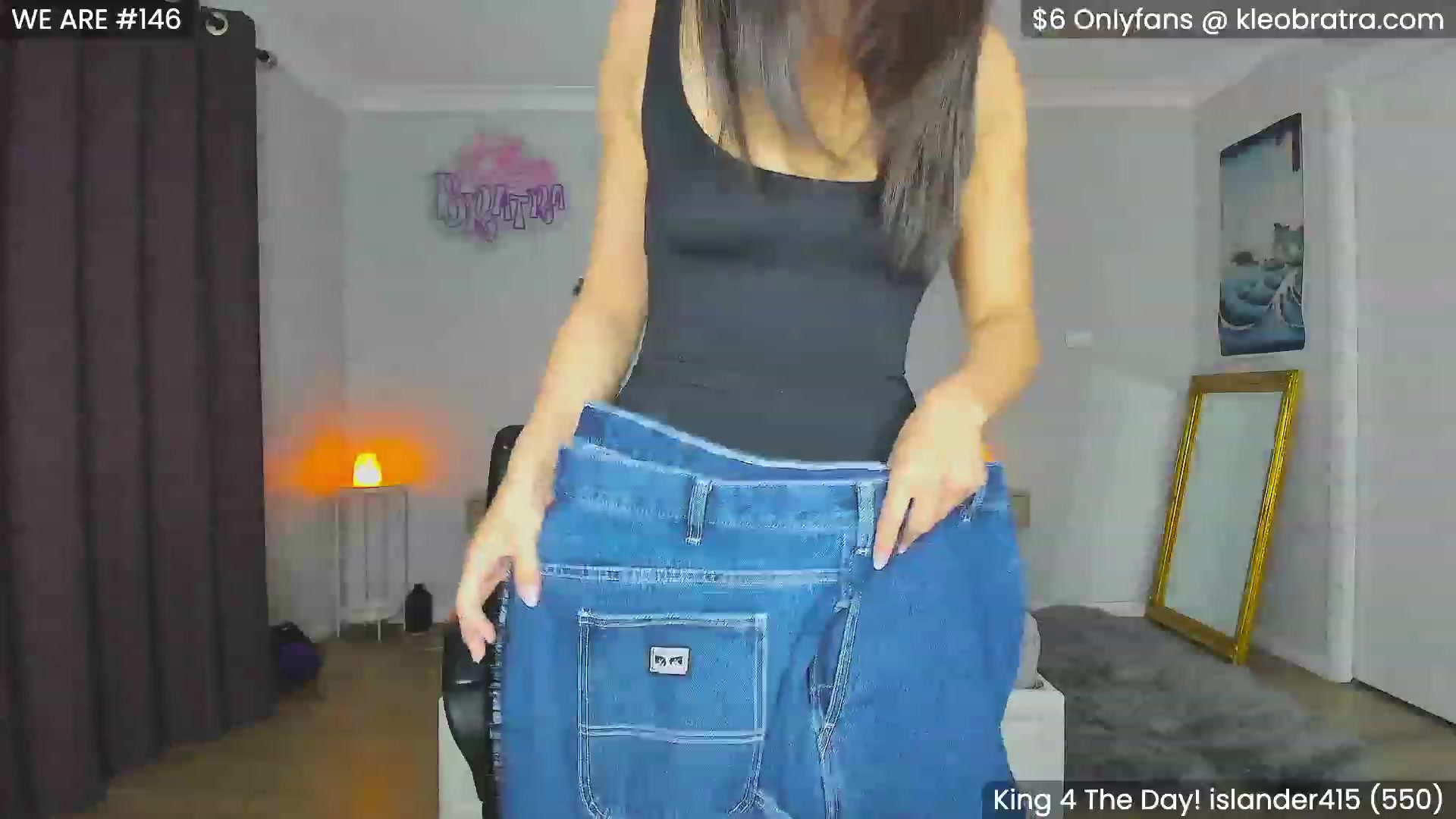 Gallery image thumbnail from KleoBratra's myfreecams stream on, 12/31/2023, 08:49 image 12 of 20