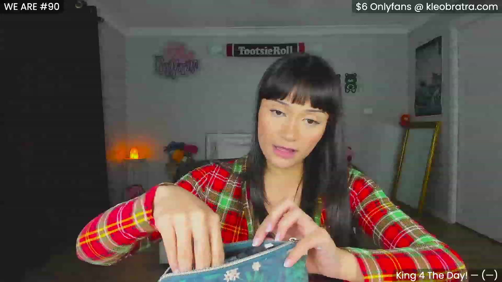 Gallery image thumbnail from KleoBratra's myfreecams stream on, 01/02/2024, 10:15 image 12 of 20
