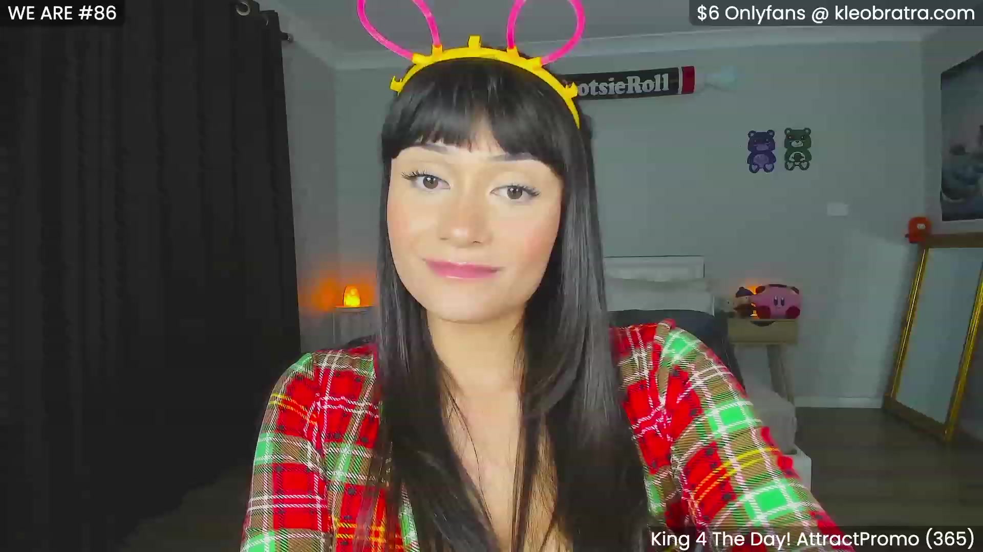 Gallery image thumbnail from KleoBratra's myfreecams stream on, 01/02/2024, 10:46 image 17 of 20