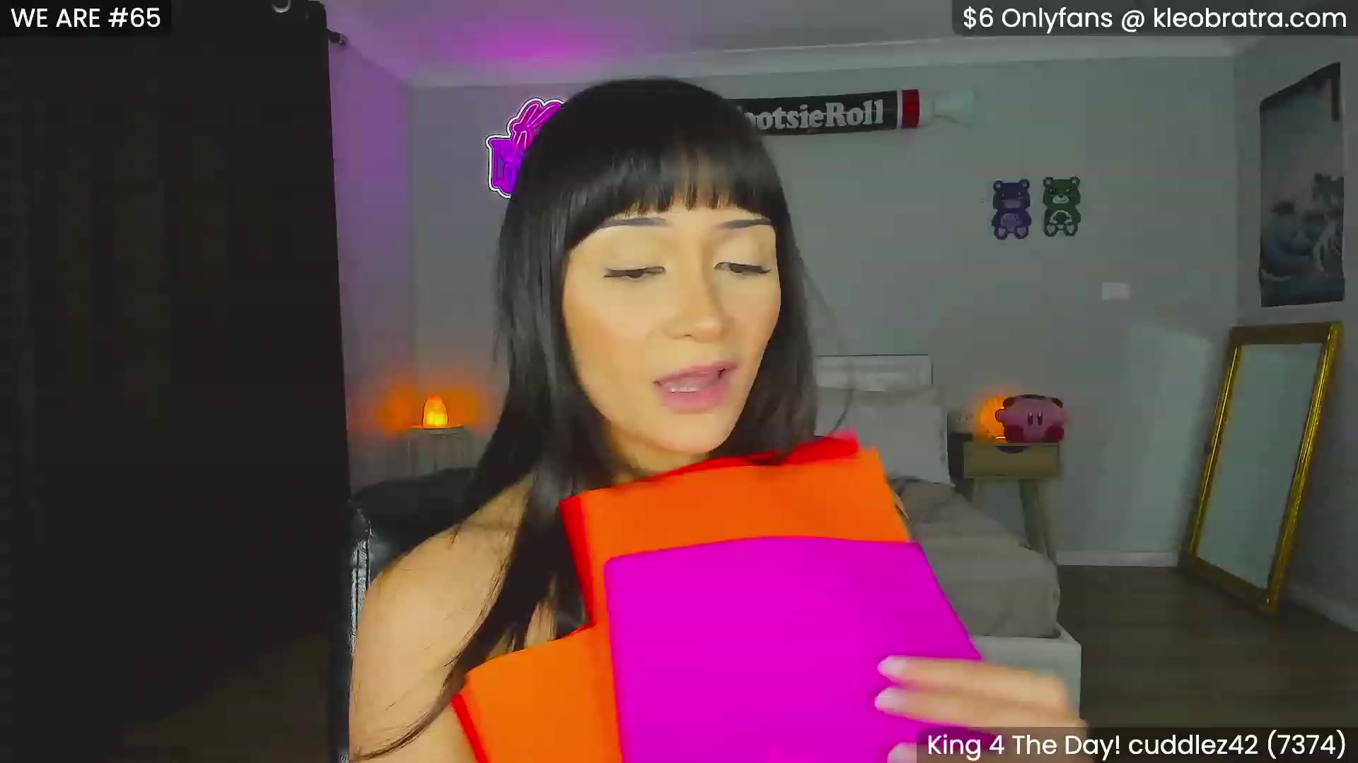 Gallery image thumbnail from KleoBratra's myfreecams stream on, 01/03/2024, 05:04 image 12 of 20