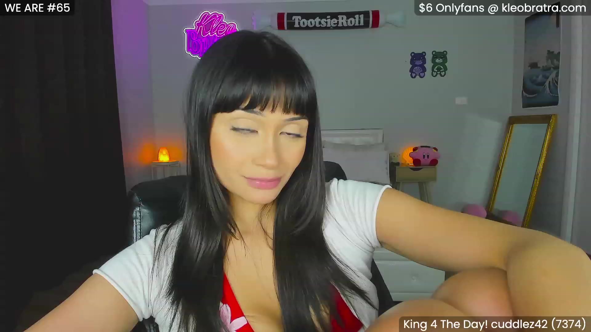 Gallery image thumbnail from KleoBratra's myfreecams stream on, 01/03/2024, 06:05 image 10 of 20