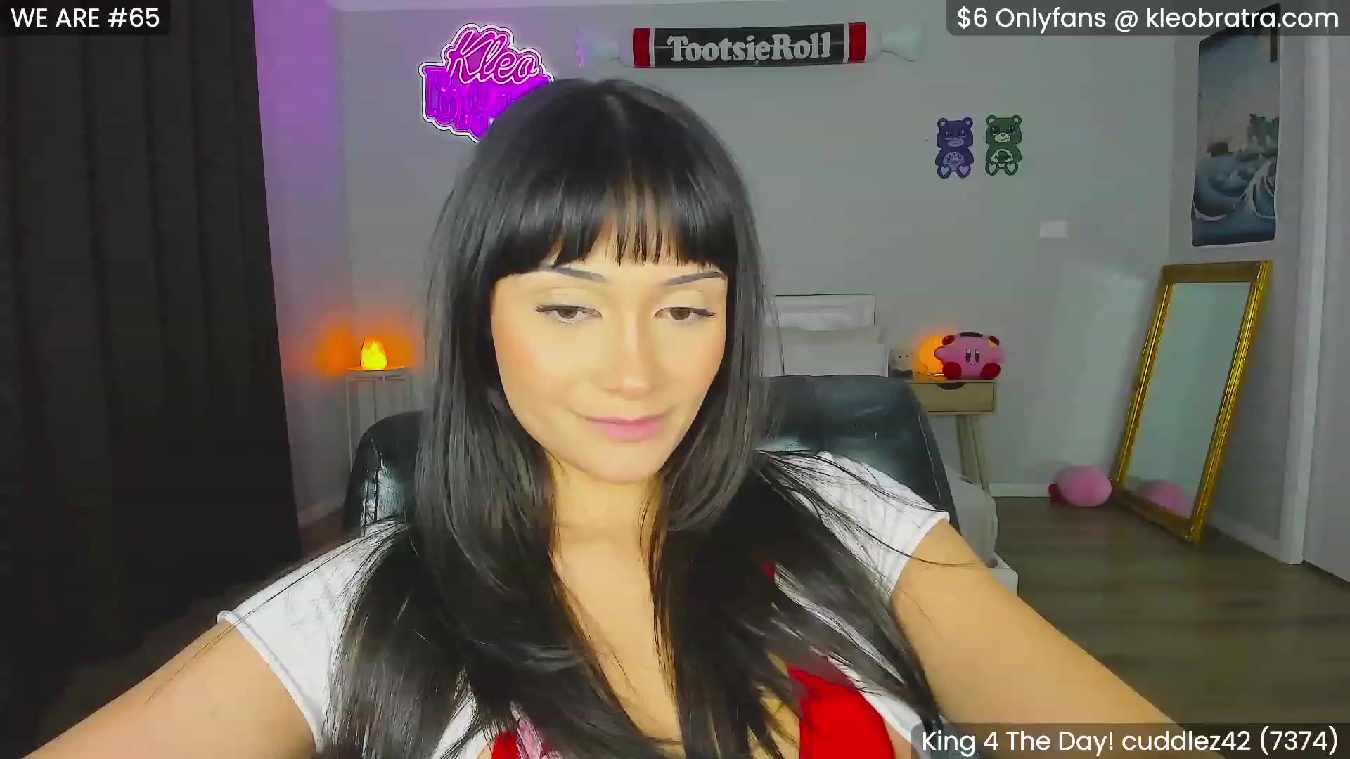Gallery image thumbnail from KleoBratra's myfreecams stream on, 01/03/2024, 06:05 image 15 of 20