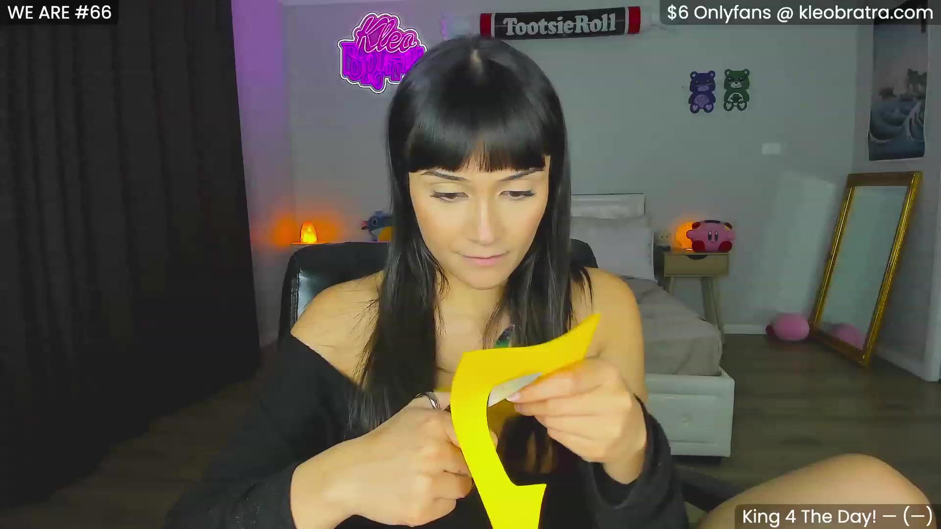 Gallery image thumbnail from KleoBratra's myfreecams stream on, 01/03/2024, 13:11 image 2 of 20
