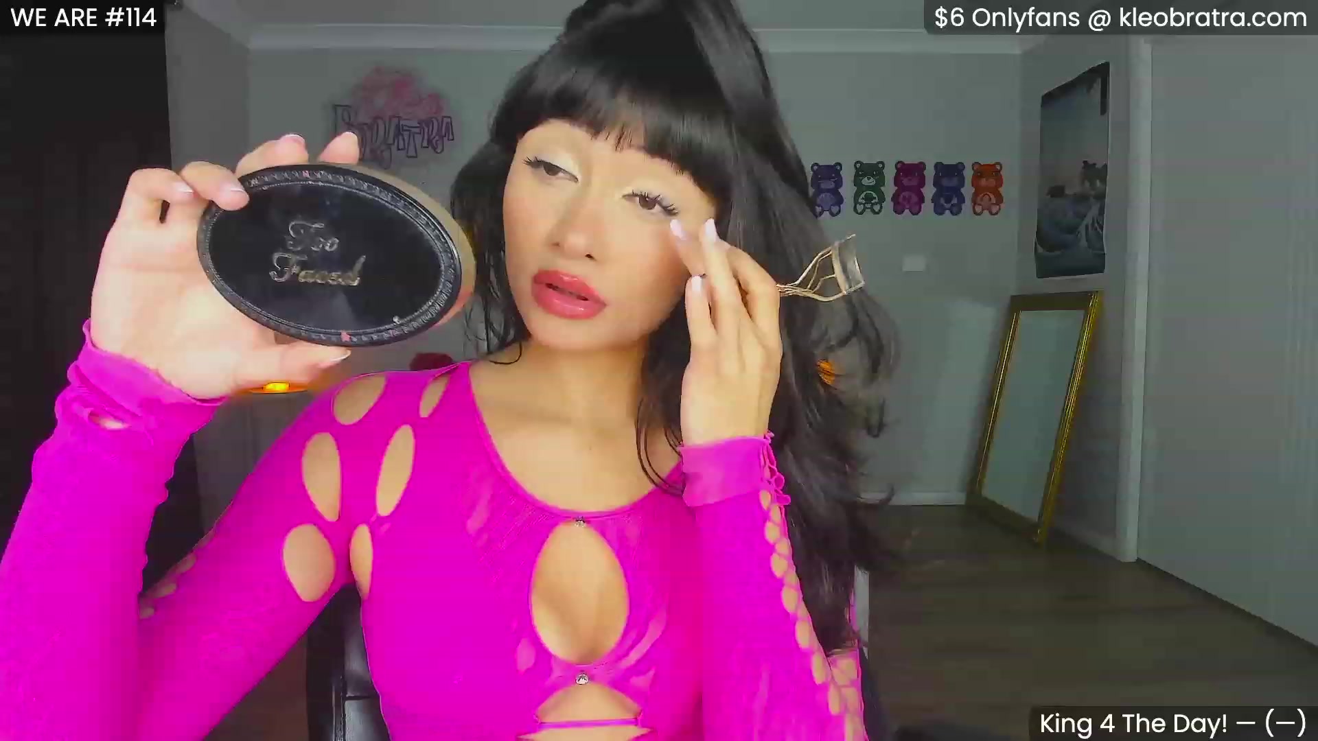 Gallery image thumbnail from KleoBratra's myfreecams stream on, 01/08/2024, 11:50 image 10 of 20