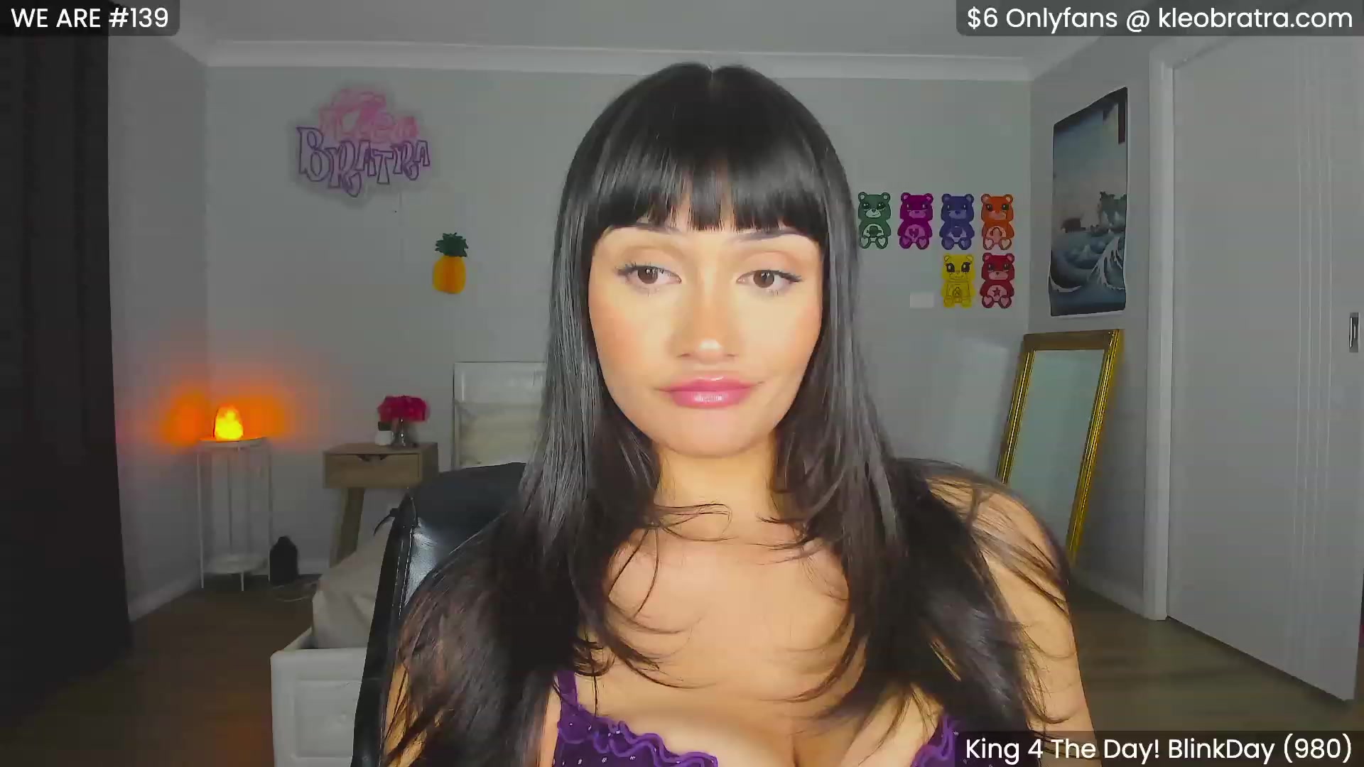 Gallery image thumbnail from KleoBratra's myfreecams stream on, 01/11/2024, 14:36 image 13 of 20