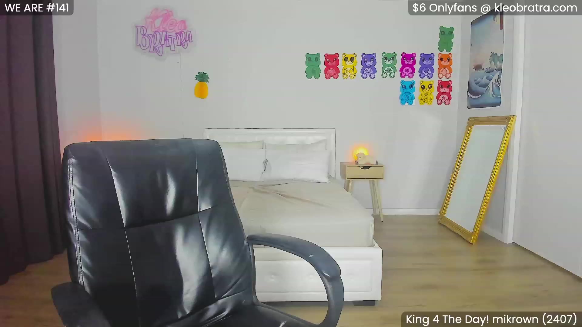 Gallery image thumbnail from KleoBratra's myfreecams stream on, 01/13/2024, 10:13 image 19 of 20