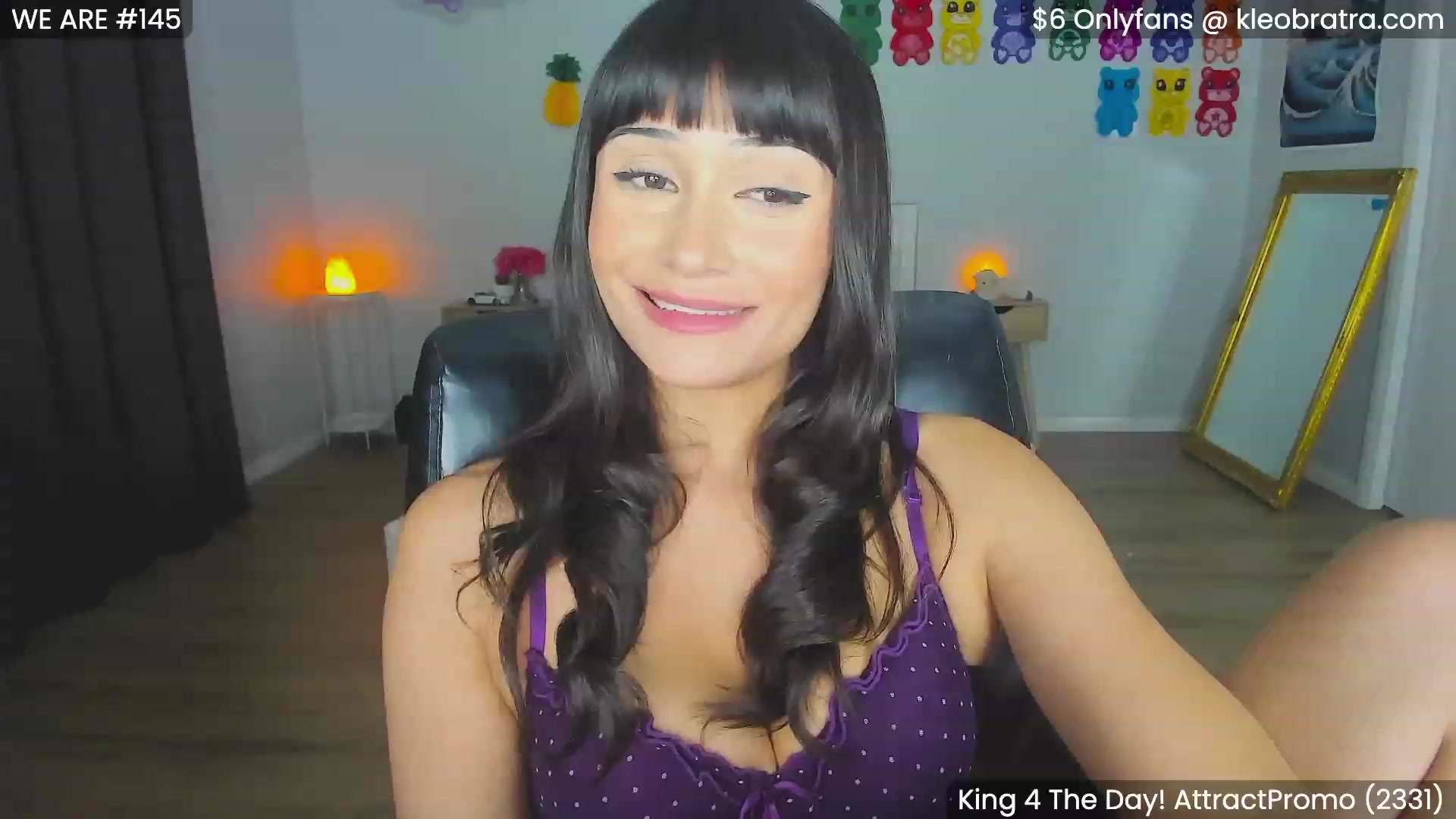 Gallery image thumbnail from KleoBratra's myfreecams stream on, 01/17/2024, 13:12 image 8 of 20
