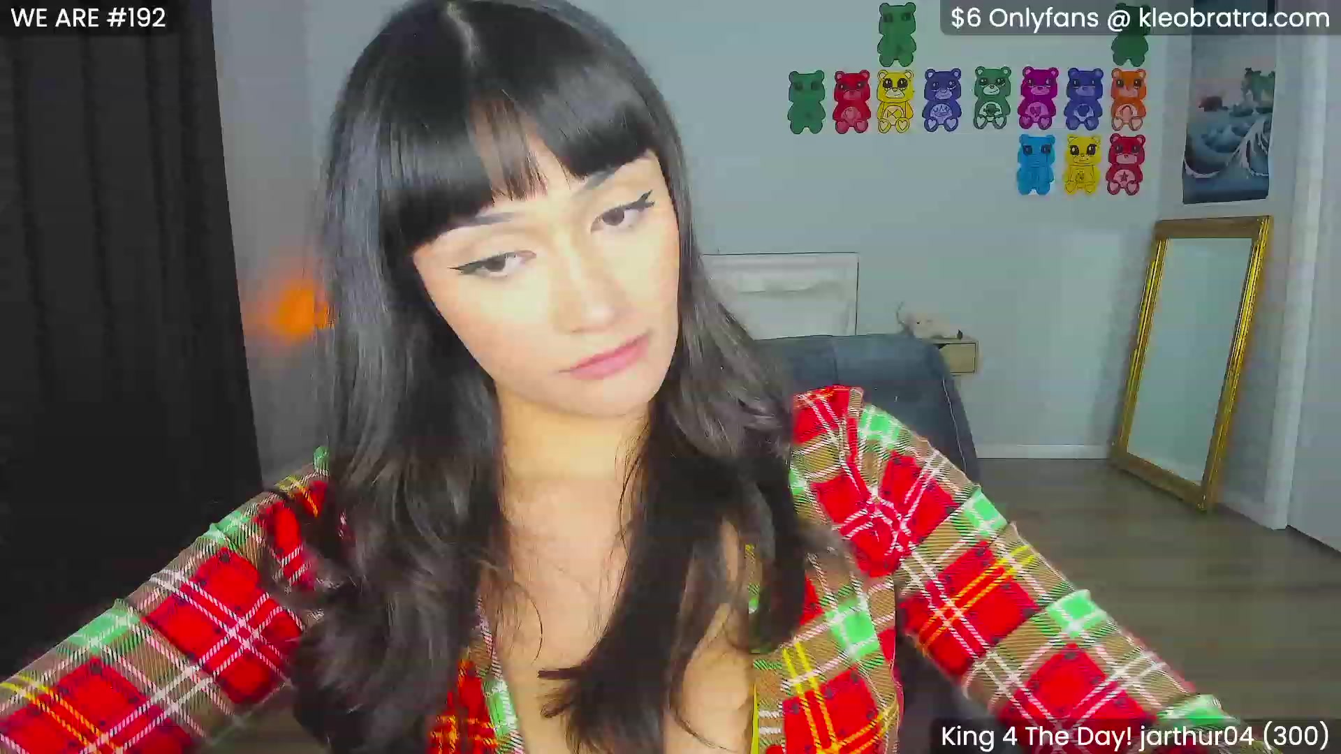 Gallery image thumbnail from KleoBratra's myfreecams stream on, 01/21/2024, 13:34 image 15 of 20