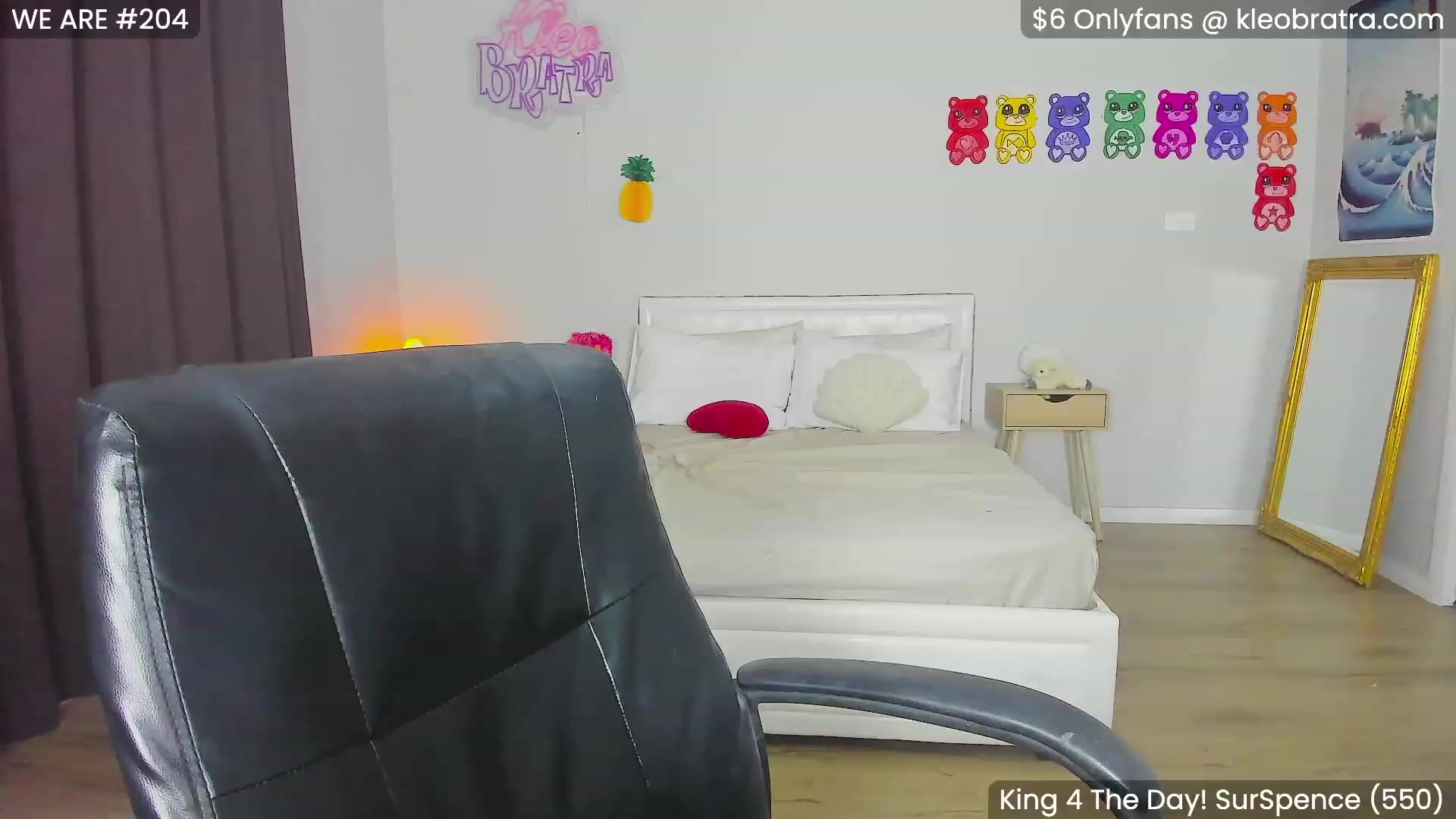 Gallery image thumbnail from KleoBratra's myfreecams stream on, 01/24/2024, 08:04 image 6 of 20