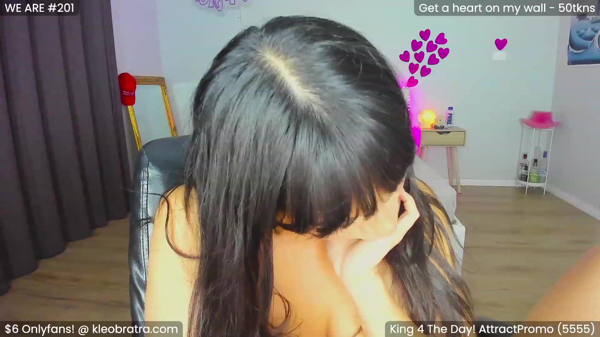 Gallery image thumbnail from KleoBratra's myfreecams stream on, 01/29/2024, 14:24 image 19 of 20