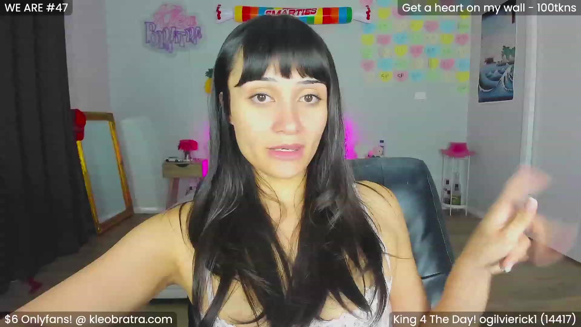 Gallery image thumbnail from KleoBratra's myfreecams stream on, 02/02/2024, 14:35 image 11 of 20