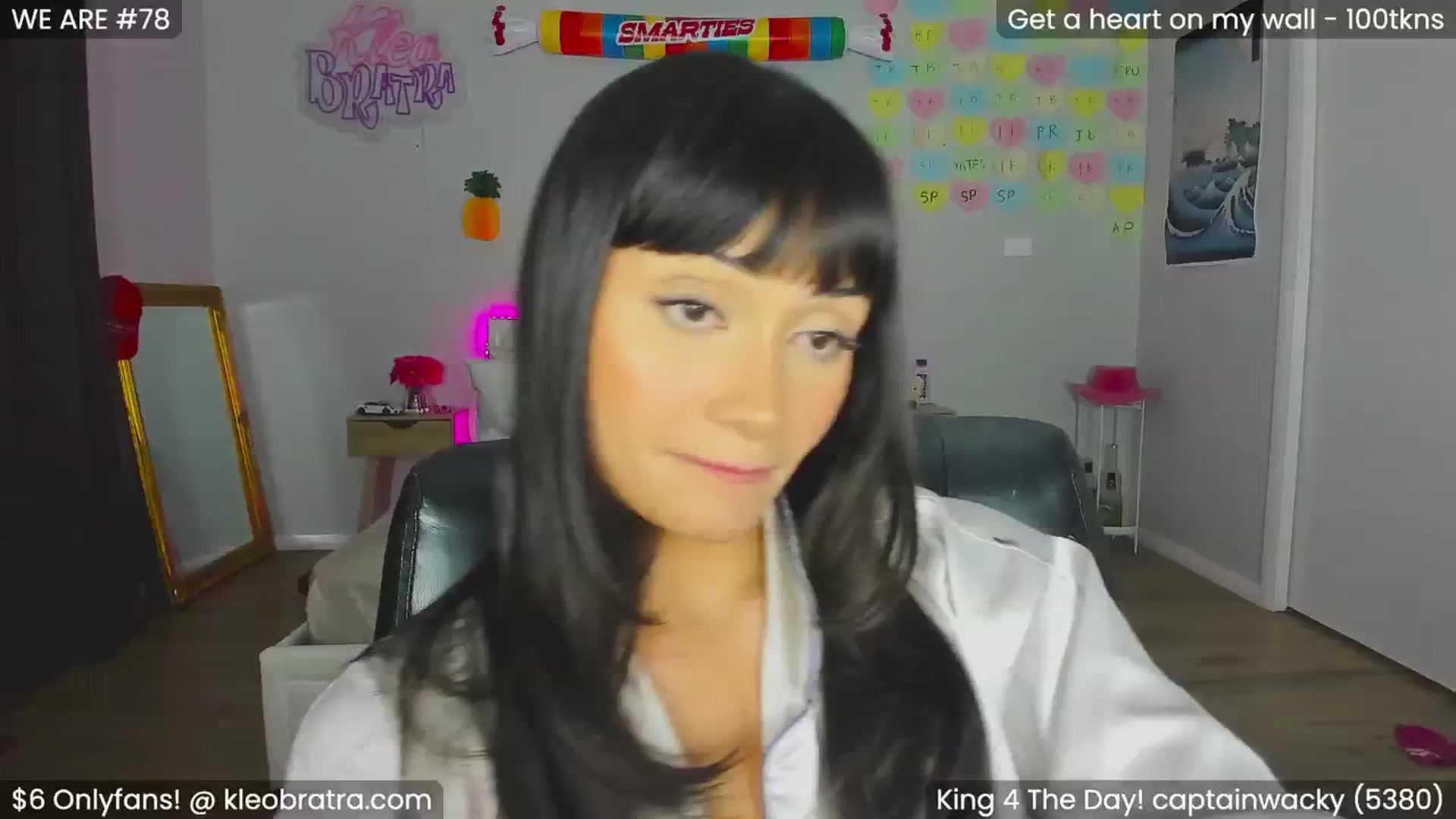 Gallery image thumbnail from KleoBratra's myfreecams stream on, 02/03/2024, 10:30 image 1 of 20