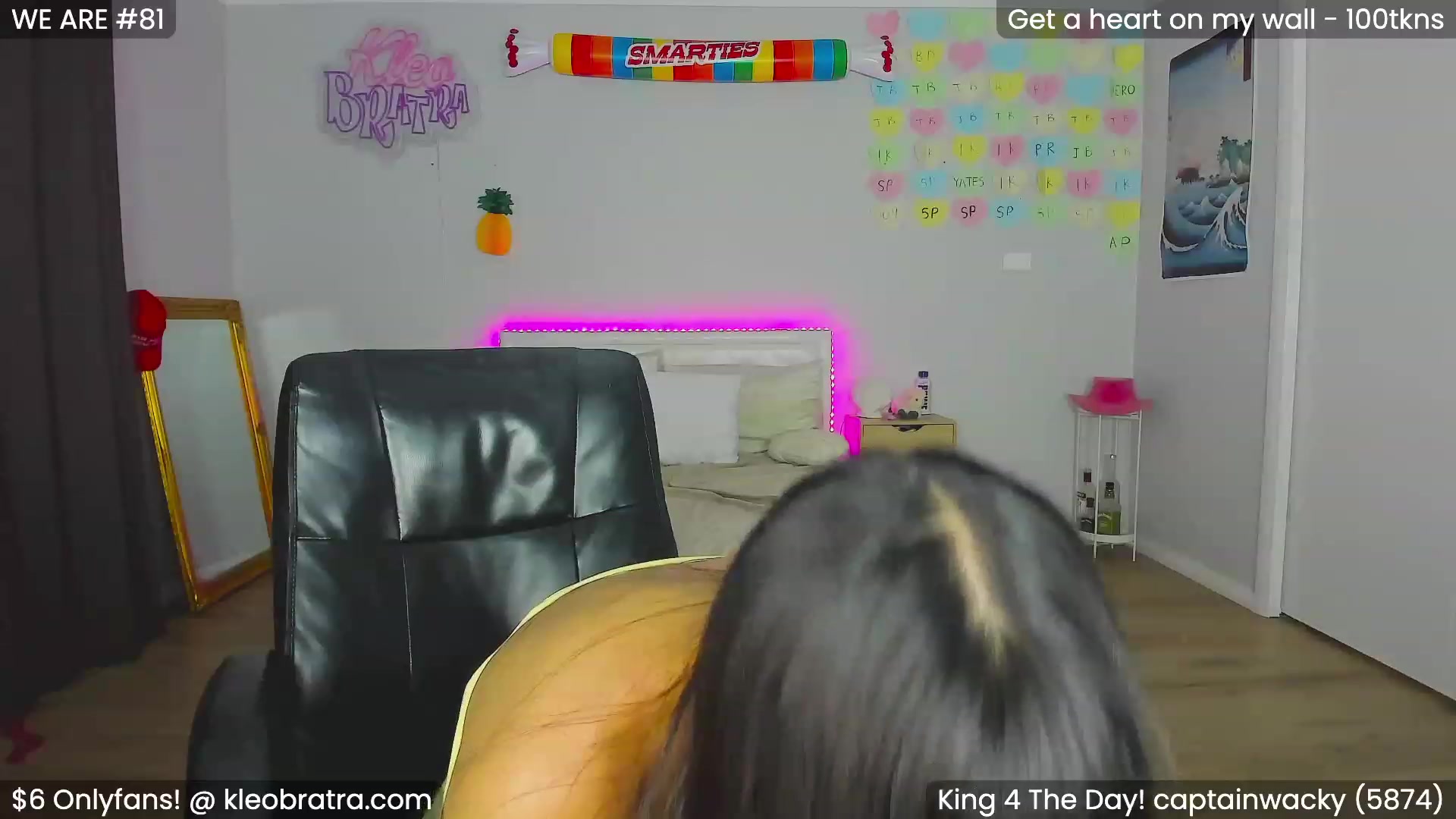 Gallery image thumbnail from KleoBratra's myfreecams stream on, 02/03/2024, 14:03 image 17 of 20