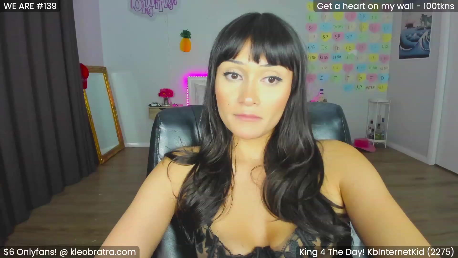 Gallery image thumbnail from KleoBratra's myfreecams stream on, 02/08/2024, 12:23 image 18 of 20
