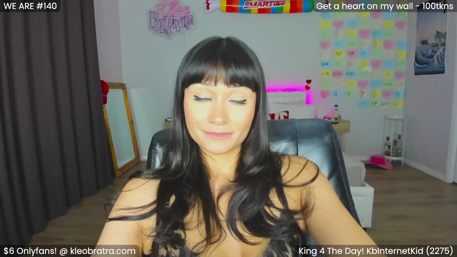 Gallery image thumbnail from KleoBratra's myfreecams stream on, 02/08/2024, 13:01 image 18 of 20