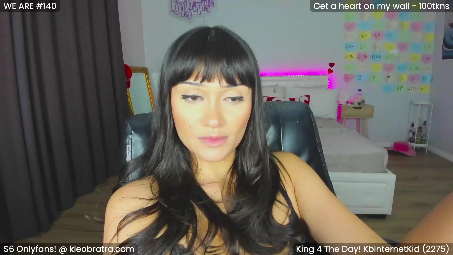 Gallery image thumbnail from KleoBratra's myfreecams stream on, 02/08/2024, 13:01 image 3 of 20