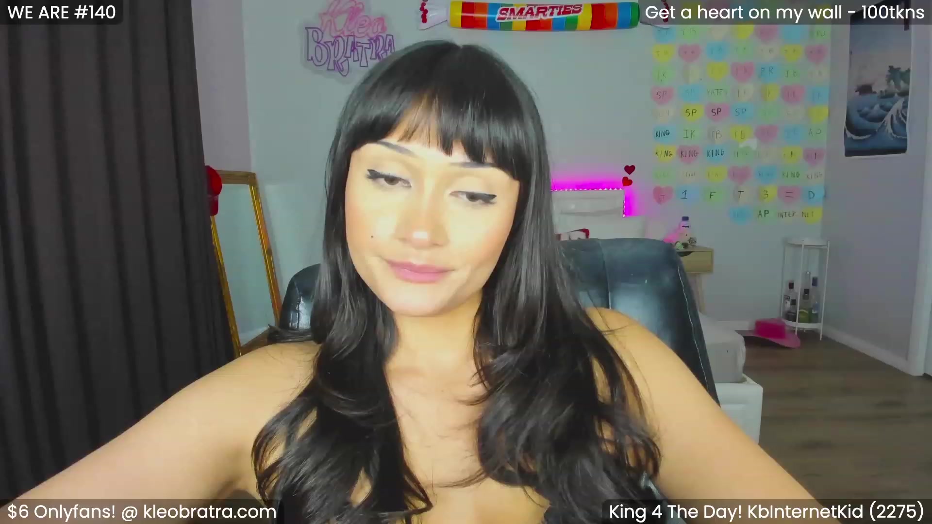 Gallery image thumbnail from KleoBratra's myfreecams stream on, 02/08/2024, 13:01 image 10 of 20