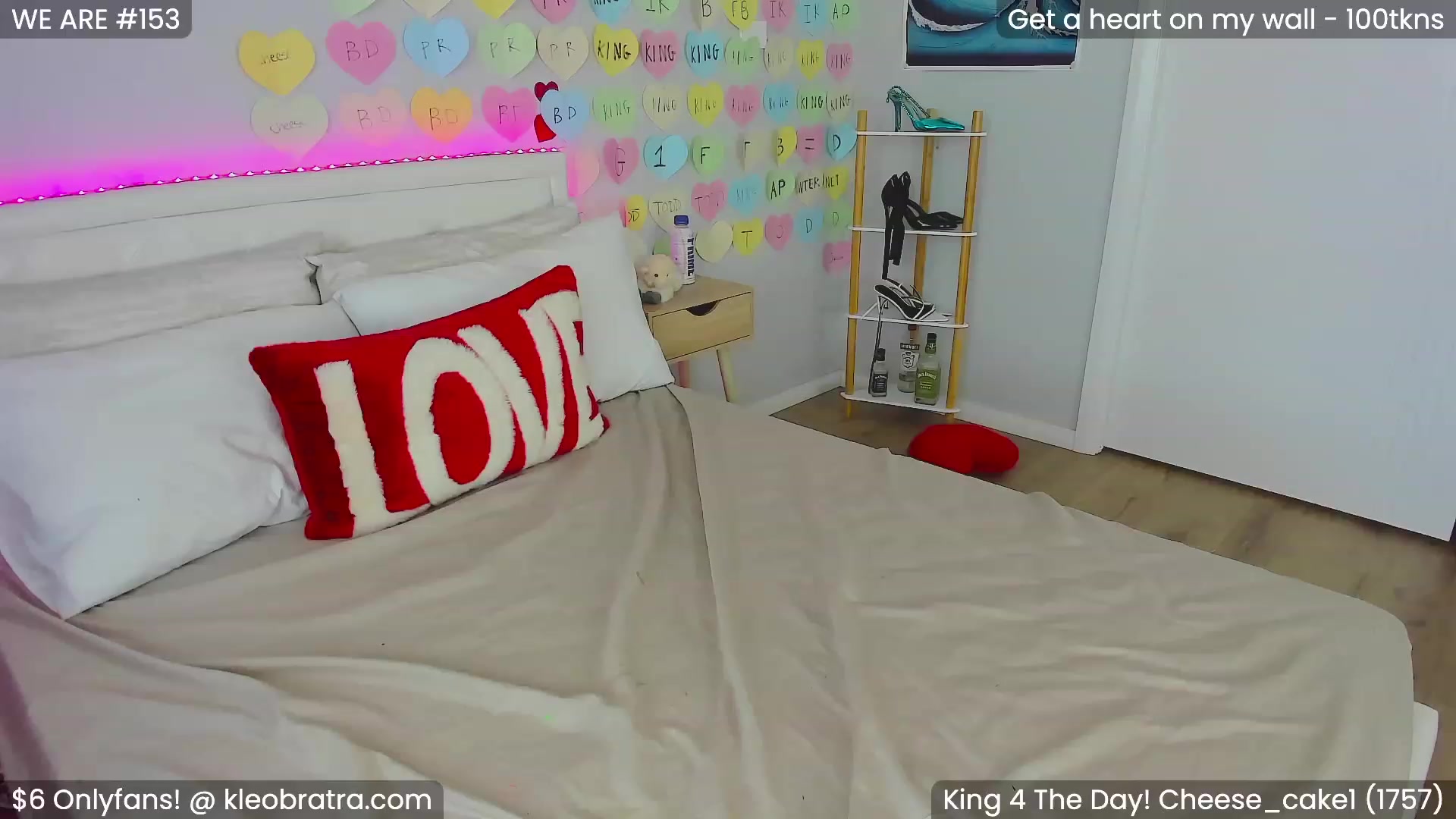 Gallery image thumbnail from KleoBratra's myfreecams stream on, 02/12/2024, 07:05 image 16 of 20