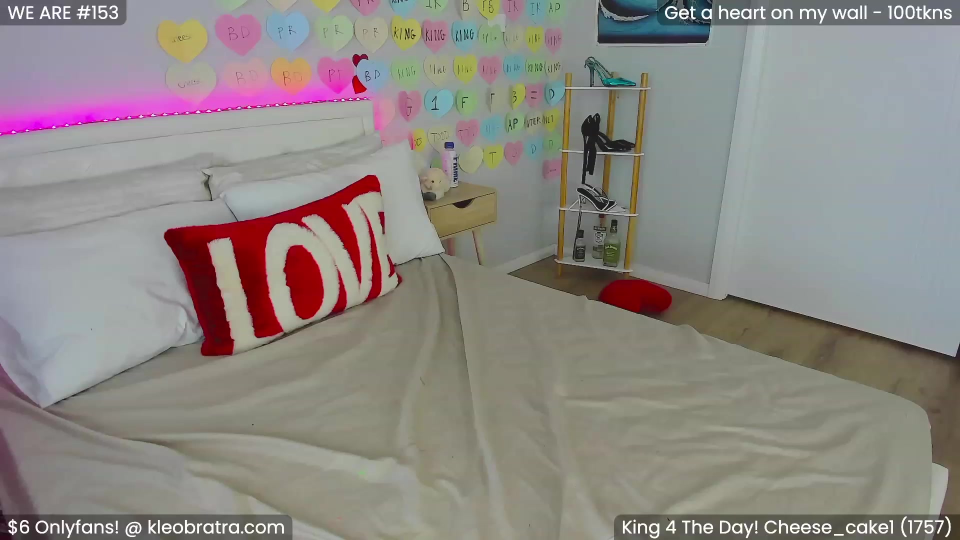 Gallery image thumbnail from KleoBratra's myfreecams stream on, 02/12/2024, 07:05 image 18 of 20
