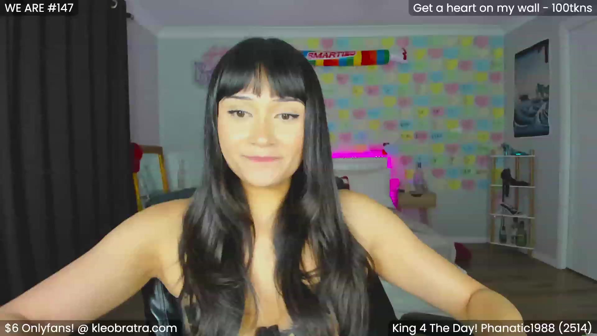 Gallery image thumbnail from KleoBratra's myfreecams stream on, 02/13/2024, 15:35 image 9 of 20
