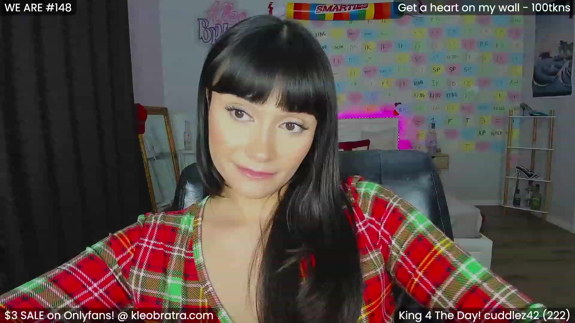 Gallery image thumbnail from KleoBratra's myfreecams stream on, 02/14/2024, 14:50 image 2 of 20