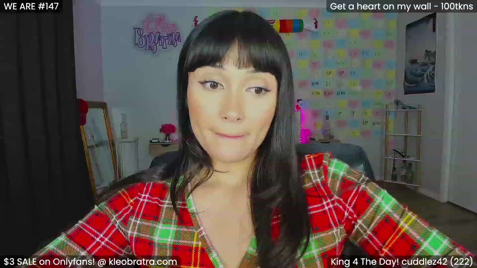 Gallery image thumbnail from KleoBratra's myfreecams stream on, 02/14/2024, 14:50 image 14 of 20
