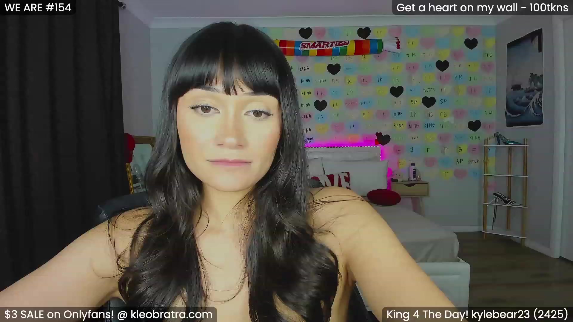 Gallery image thumbnail from KleoBratra's myfreecams stream on, 02/15/2024, 16:22 image 5 of 20