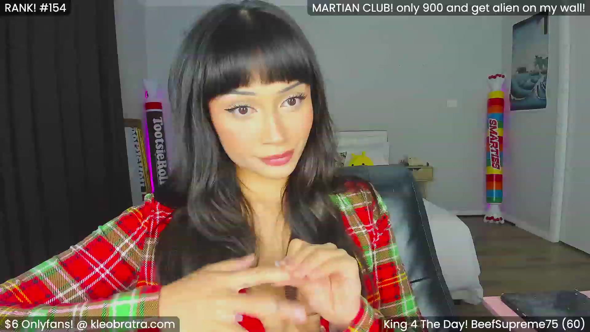 Gallery image thumbnail from KleoBratra's myfreecams stream on, 02/28/2024, 14:57 image 2 of 20