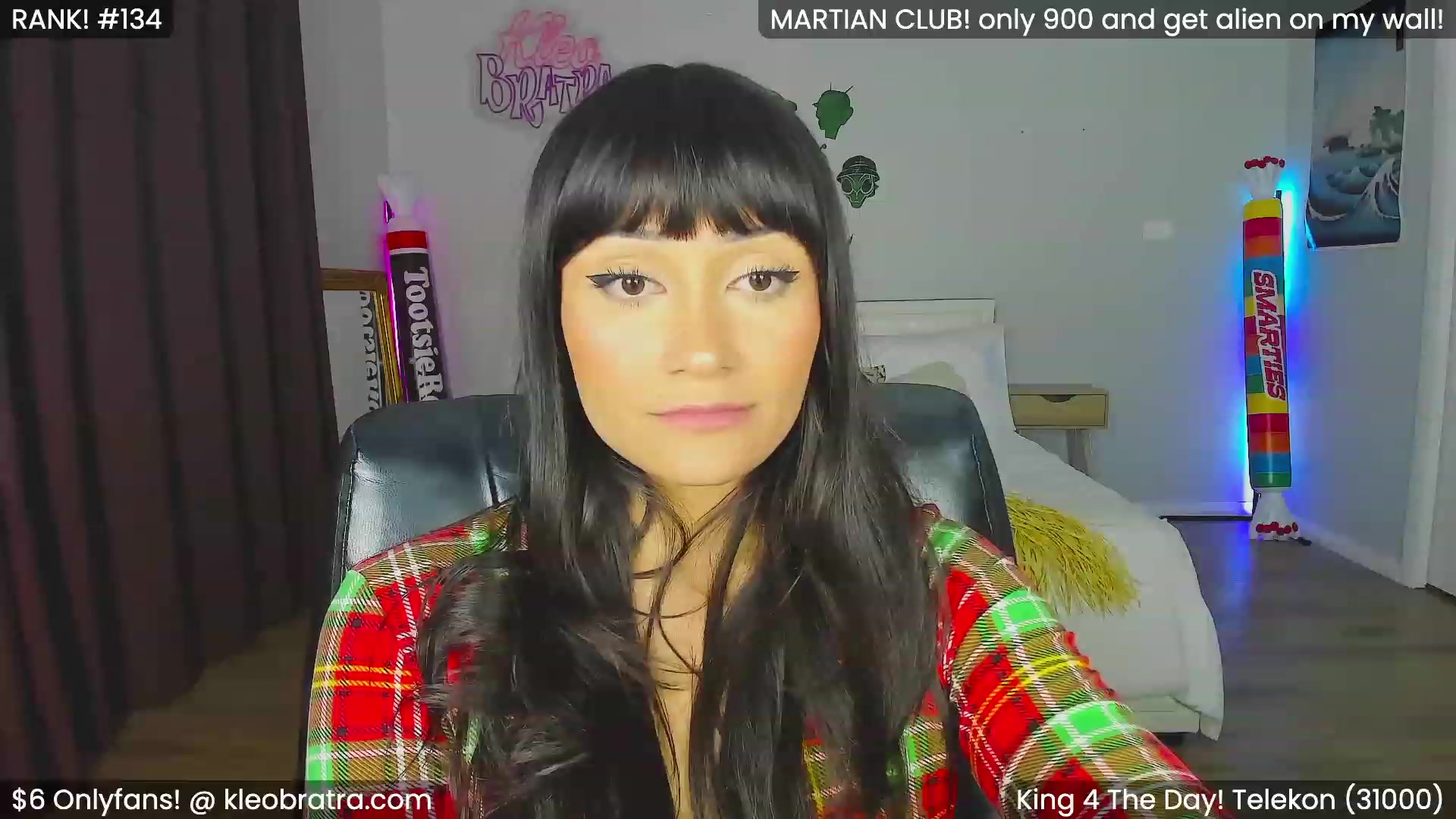 Gallery image thumbnail from KleoBratra's myfreecams stream on, 03/10/2024, 16:32 image 18 of 20