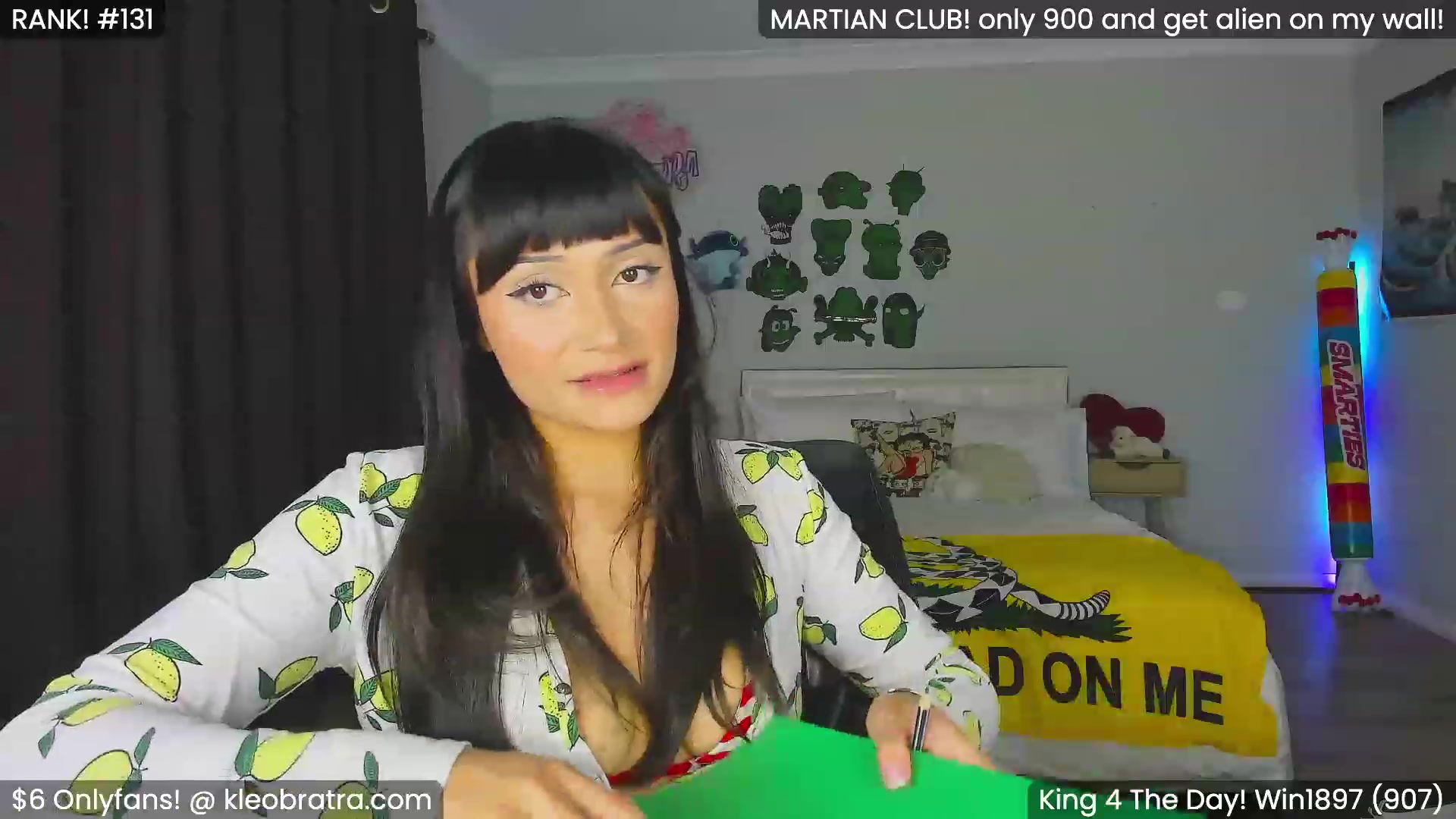 Gallery image thumbnail from KleoBratra's myfreecams stream on, 03/13/2024, 14:08 image 6 of 20