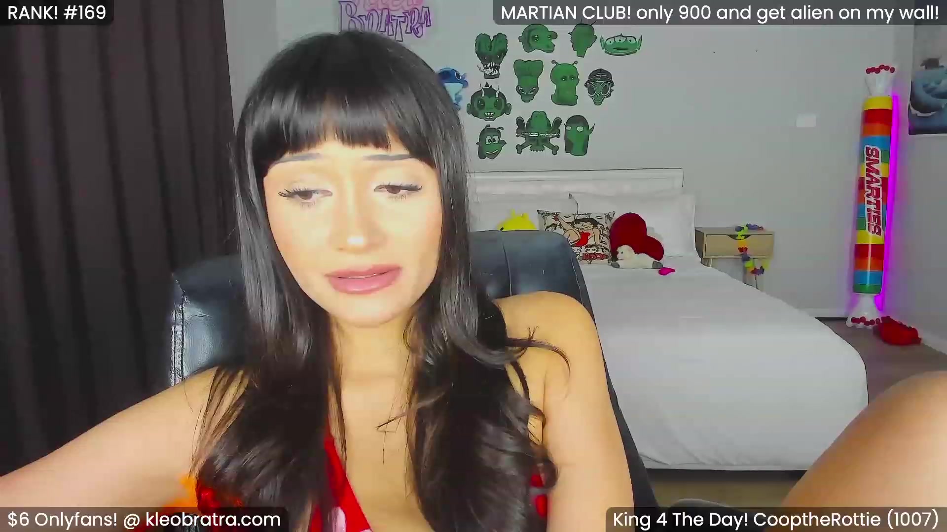 Gallery image thumbnail from KleoBratra's myfreecams stream on, 03/17/2024, 10:34 image 4 of 20