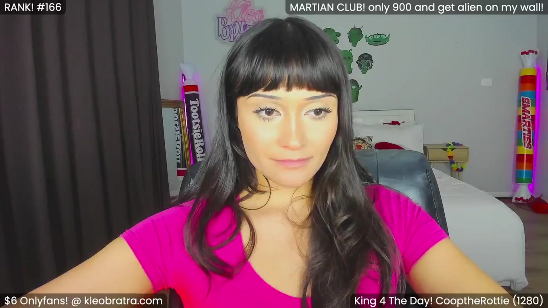 Gallery image thumbnail from KleoBratra's myfreecams stream on, 03/17/2024, 16:05 image 16 of 20