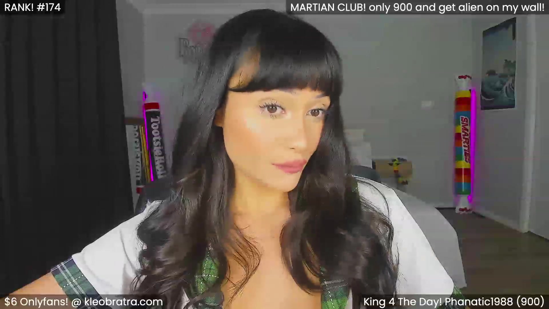 Gallery image thumbnail from KleoBratra's myfreecams stream on, 03/19/2024, 07:15 image 11 of 20