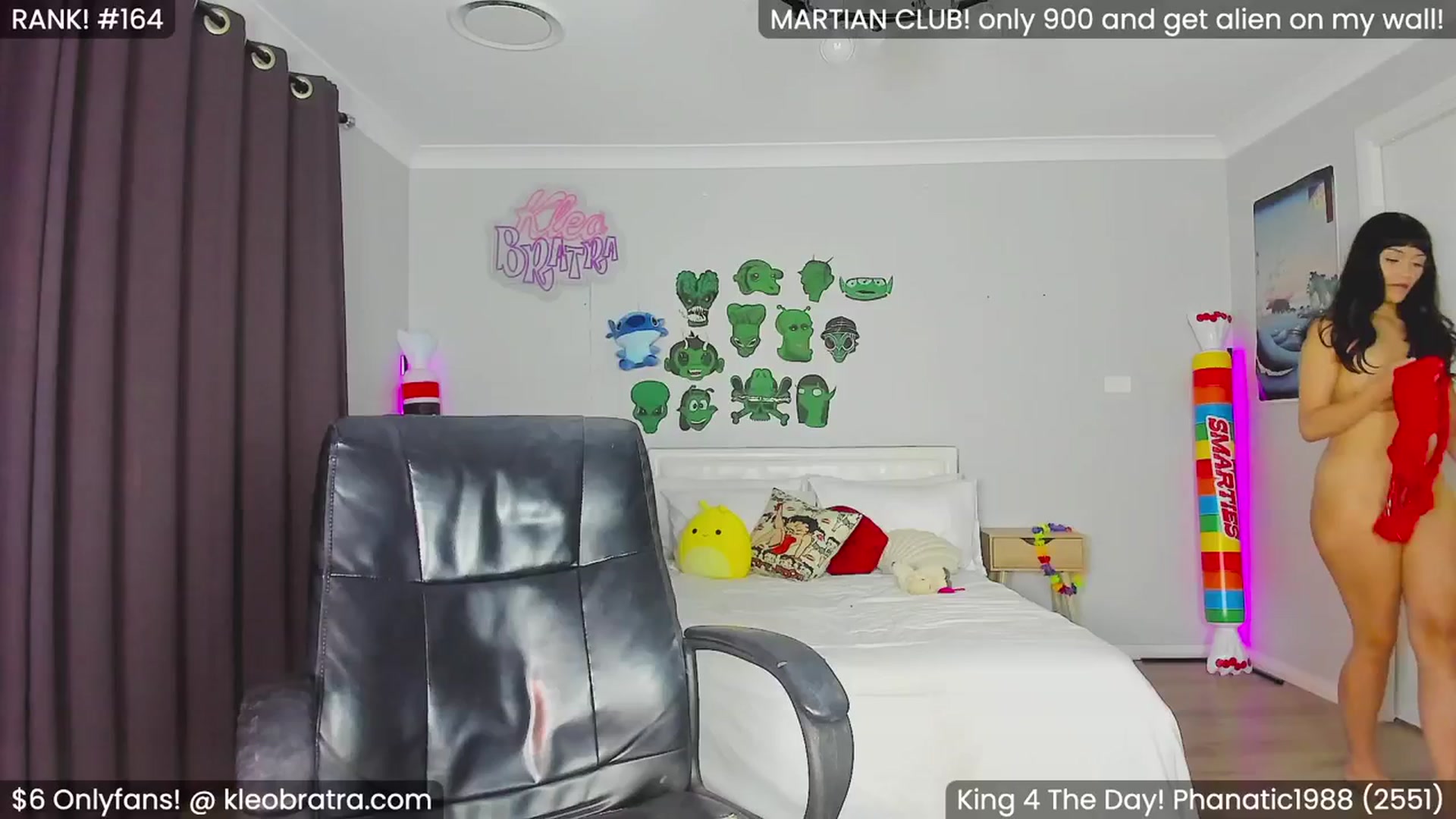 Gallery image thumbnail from KleoBratra's myfreecams stream on, 03/19/2024, 09:03 image 6 of 20