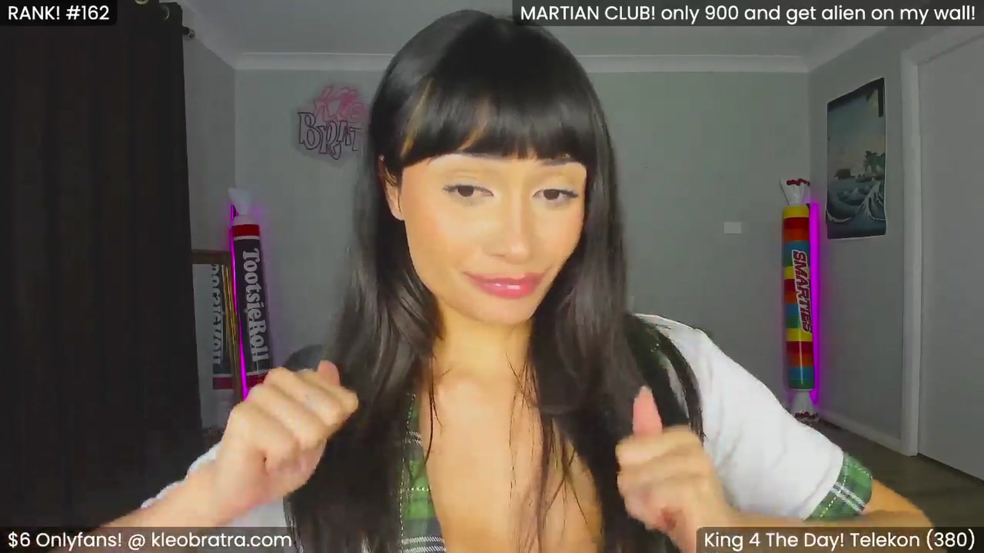Gallery image thumbnail from KleoBratra's myfreecams stream on, 03/24/2024, 16:33 image 4 of 20