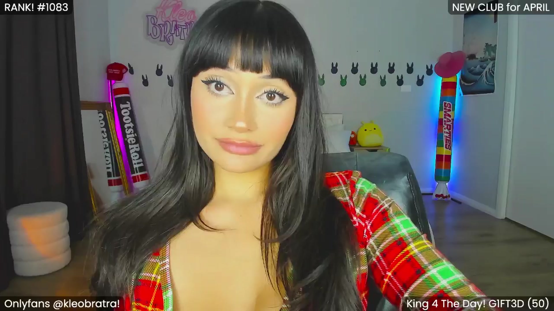 Gallery image thumbnail from KleoBratra's myfreecams stream on, 04/02/2024, 15:40 image 9 of 20