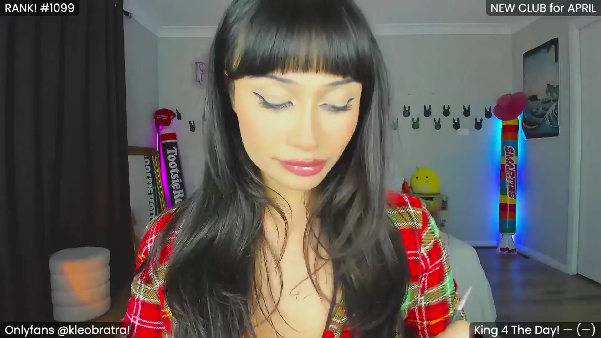 Gallery image thumbnail from KleoBratra's myfreecams stream on, 04/02/2024, 15:40 image 1 of 20
