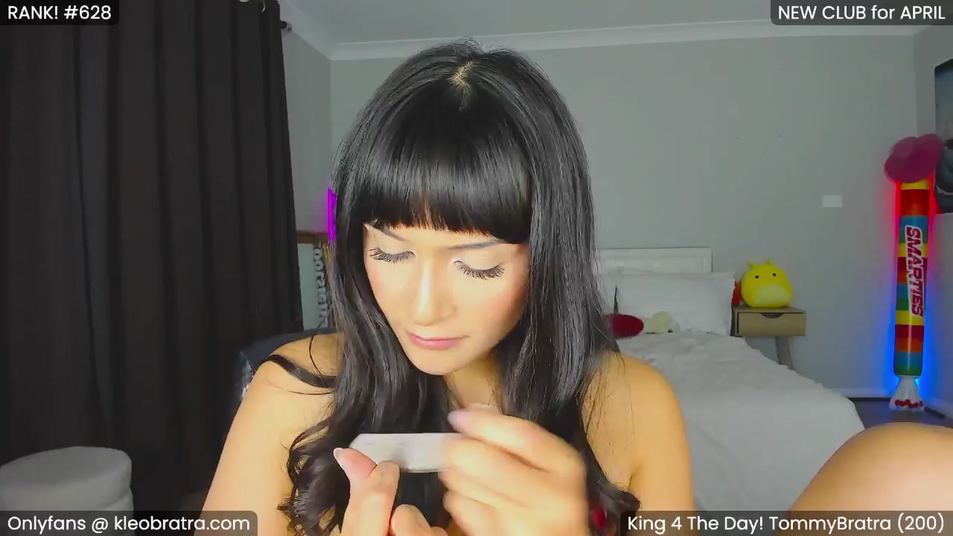 Gallery image thumbnail from KleoBratra's myfreecams stream on, 04/04/2024, 13:50 image 2 of 20