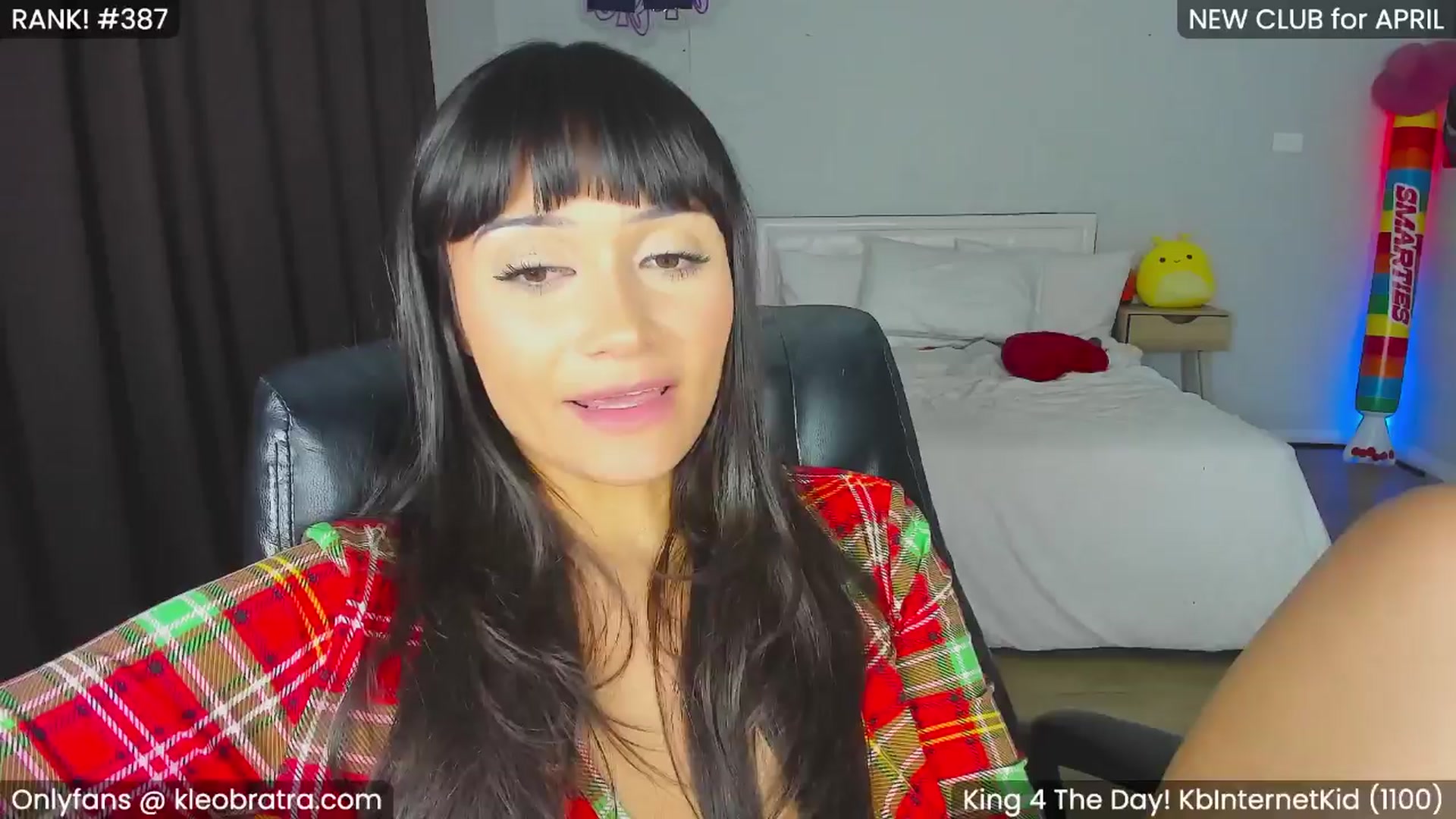 Gallery image thumbnail from KleoBratra's myfreecams stream on, 04/05/2024, 15:09 image 12 of 20