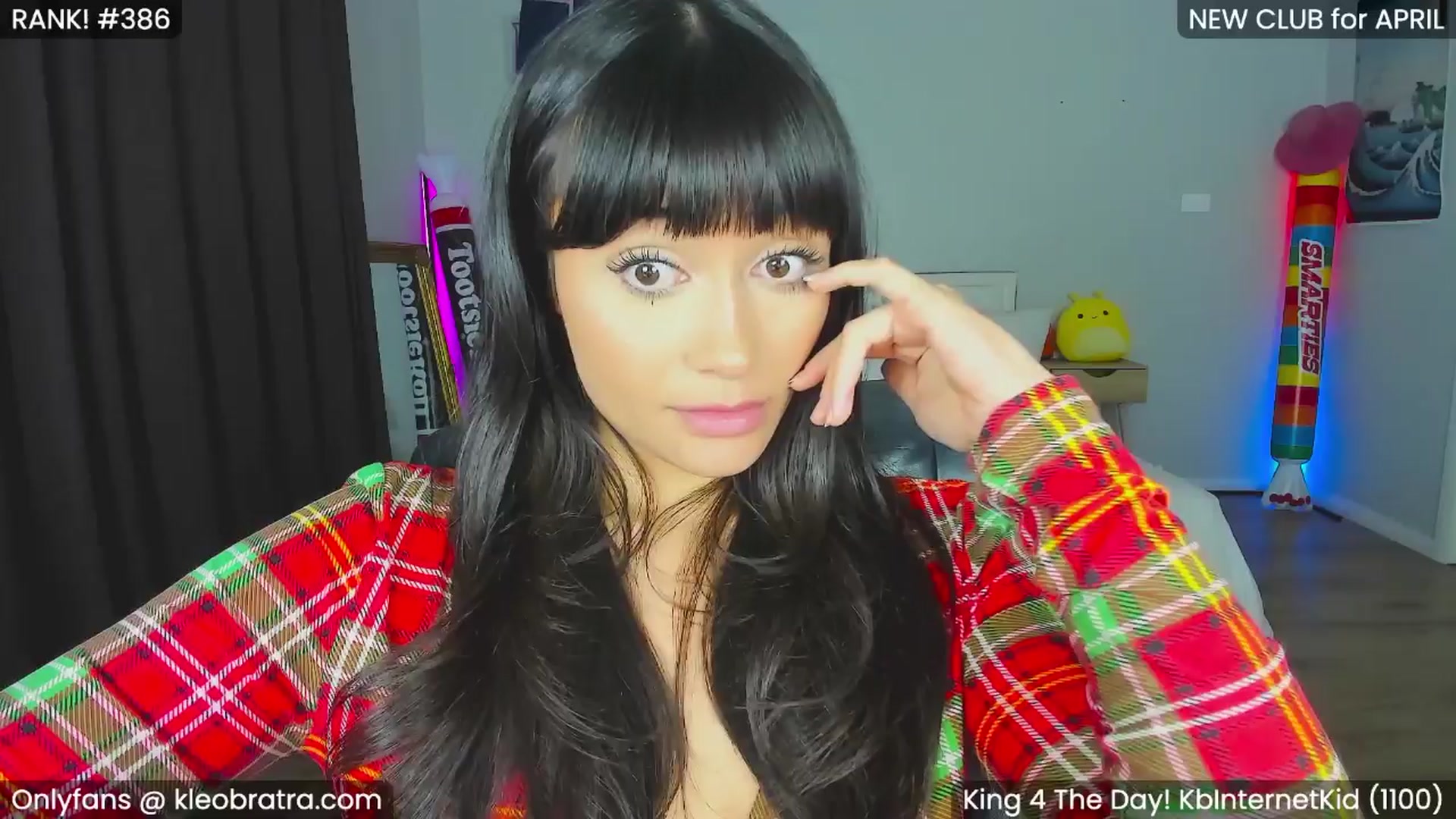 Gallery image thumbnail from KleoBratra's myfreecams stream on, 04/05/2024, 15:09 image 10 of 20