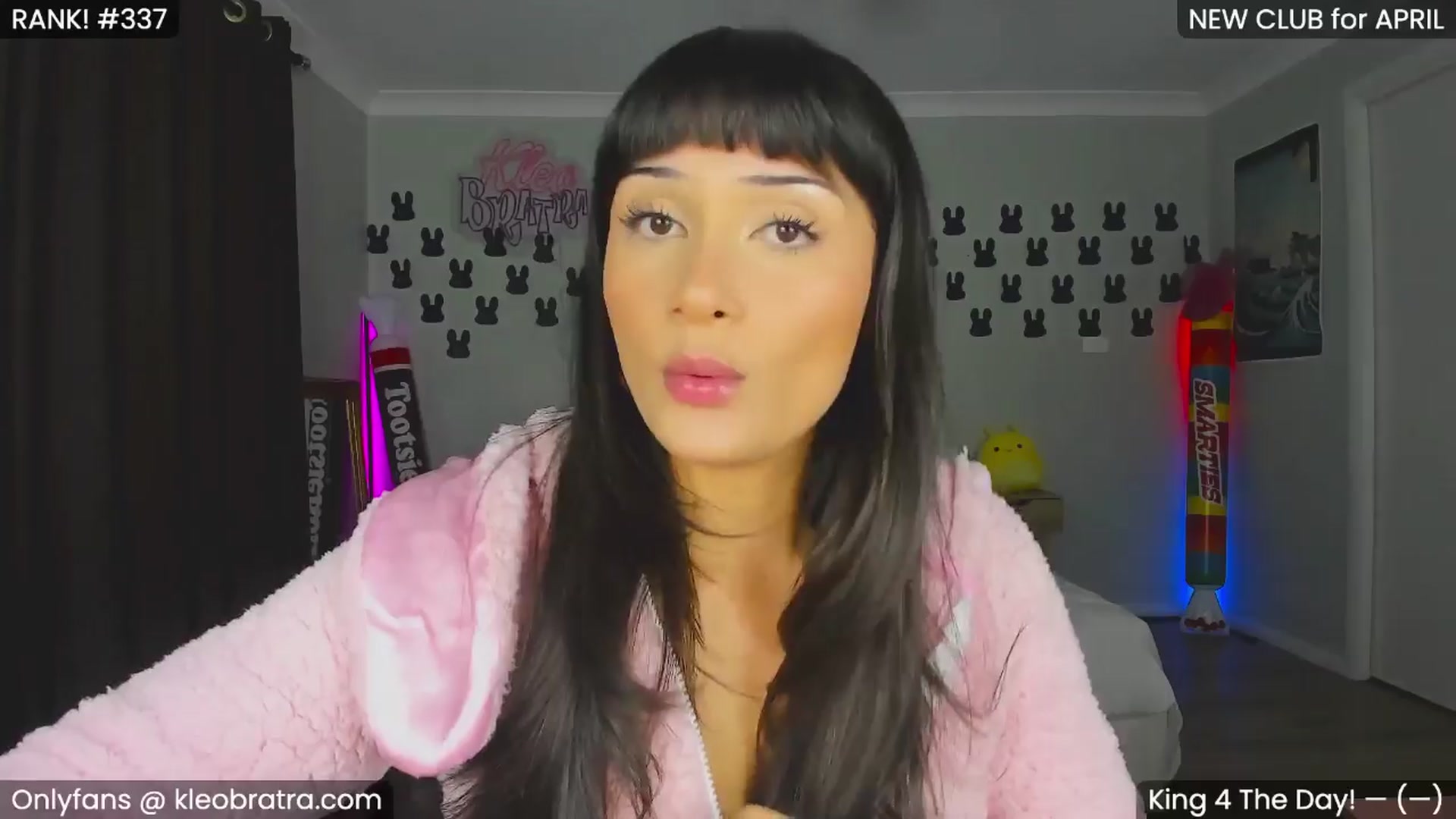 Gallery image thumbnail from KleoBratra's myfreecams stream on, 04/10/2024, 09:42 image 5 of 20