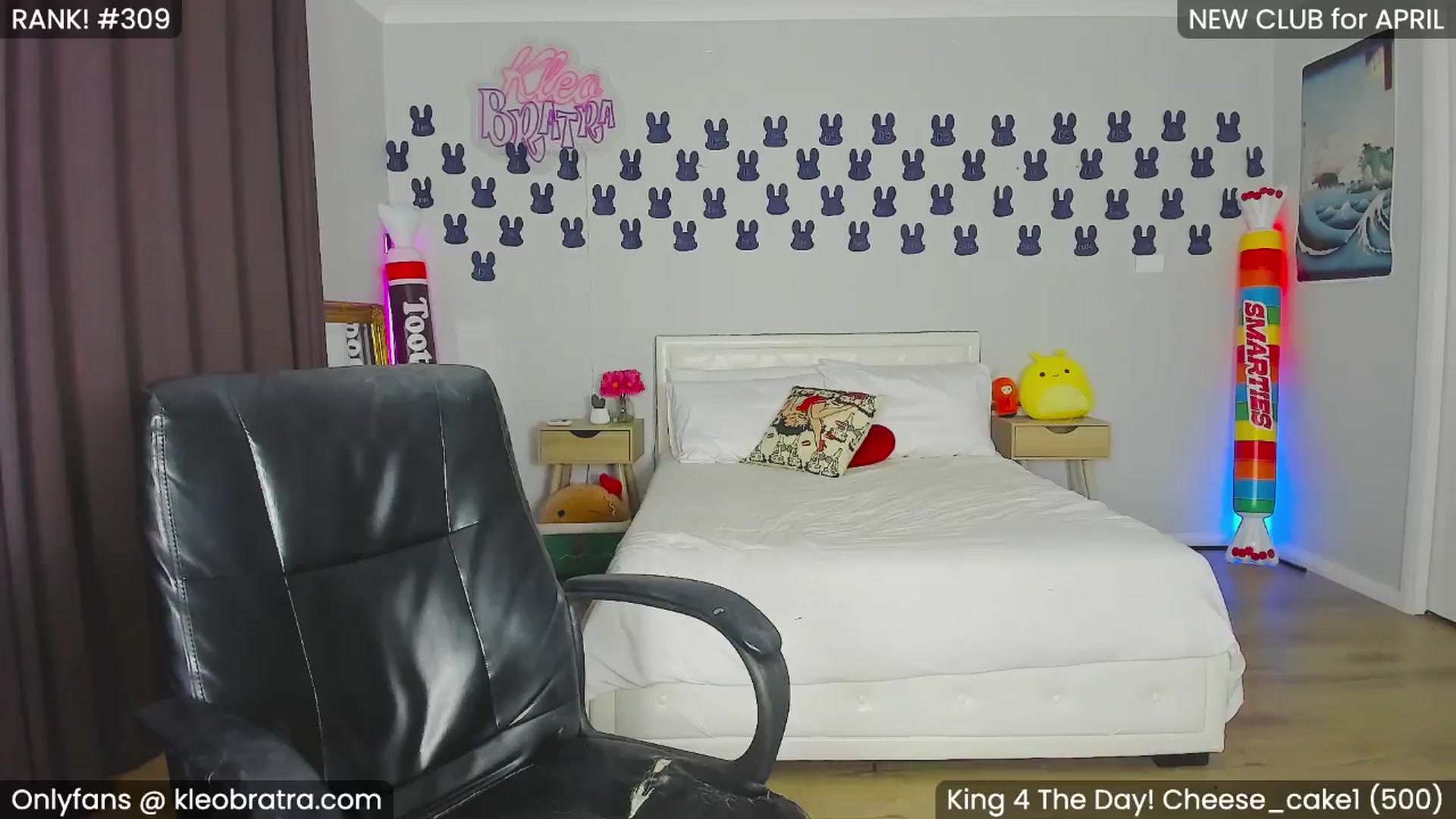 Gallery image thumbnail from KleoBratra's myfreecams stream on, 04/11/2024, 08:48 image 18 of 20