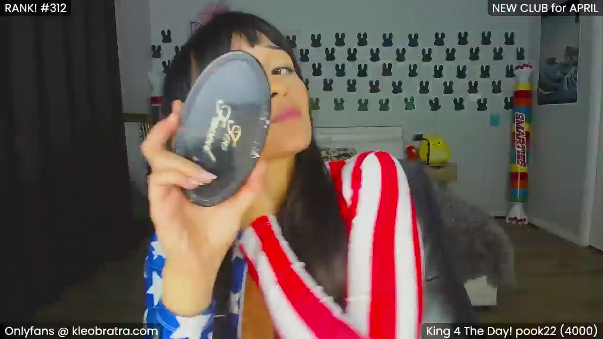 Gallery image thumbnail from KleoBratra's myfreecams stream on, 04/16/2024, 13:53 image 14 of 20