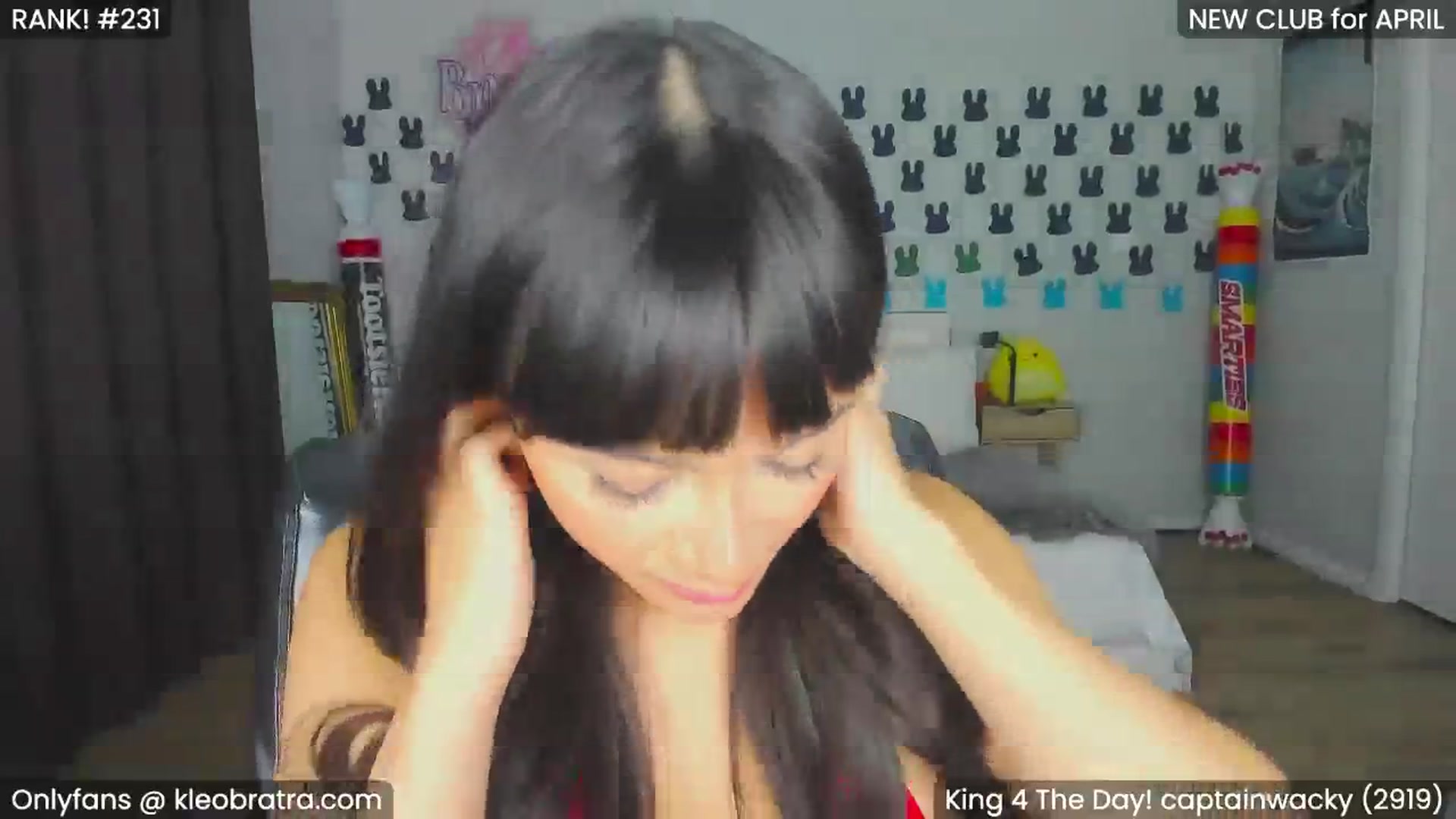 Gallery image thumbnail from KleoBratra's myfreecams stream on, 04/19/2024, 13:49 image 16 of 20